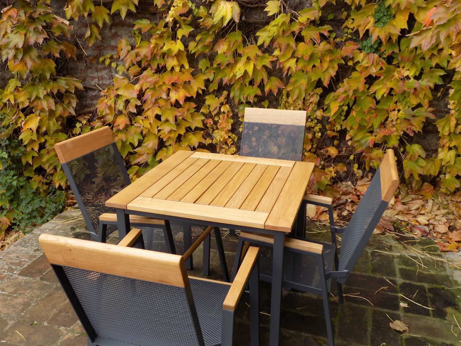 Garden set